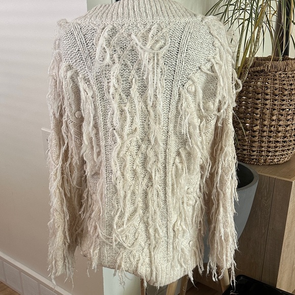 Anthropologie Fringe Cozy Cream Pull-Over Sweater- Small - Picture 6 of 16